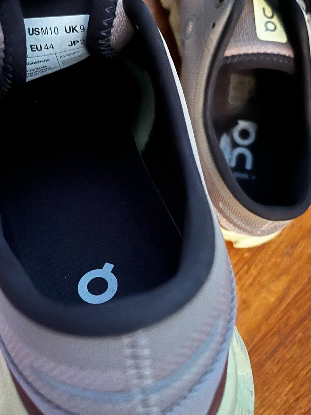 ON Cloud X 3 Glacier/Iron Men's Trainers - Picture 14 of 14